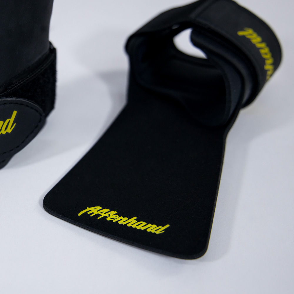 Klebe Grip für rutschige Stangen im Detail – haftende Oberfläche, saubere Kanten, kompromissloser Halt beim Training