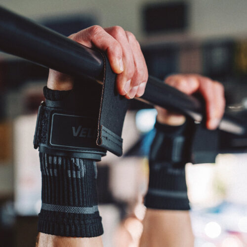 Velites Handschutz in Aktion beim Pull-up