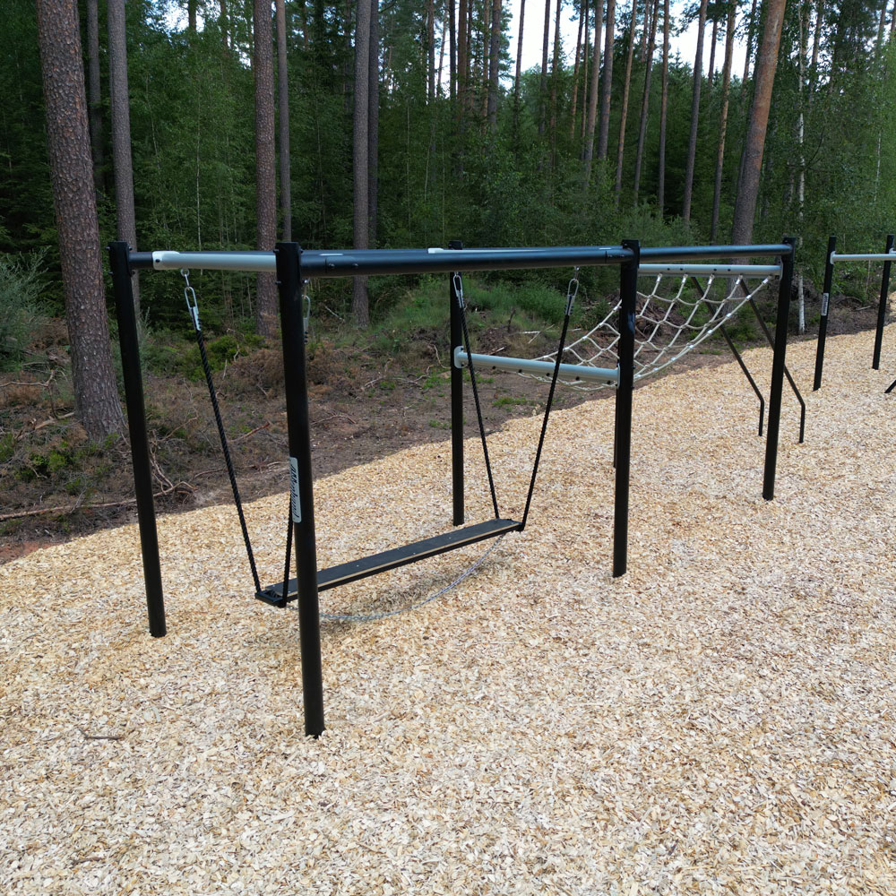 balance-und-kletter-hinternis-affenhand-ninja-park