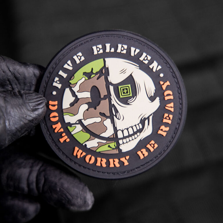 Totenkopf Klettaufnäher - Stoffpatches Für Jacken & Rucksäcke 7,6x5cm