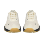 R.A.D ONE V2 Flat White – Zehenansicht