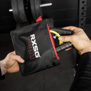 RX Smartgear Tasche für Springseile auf einem Tisch