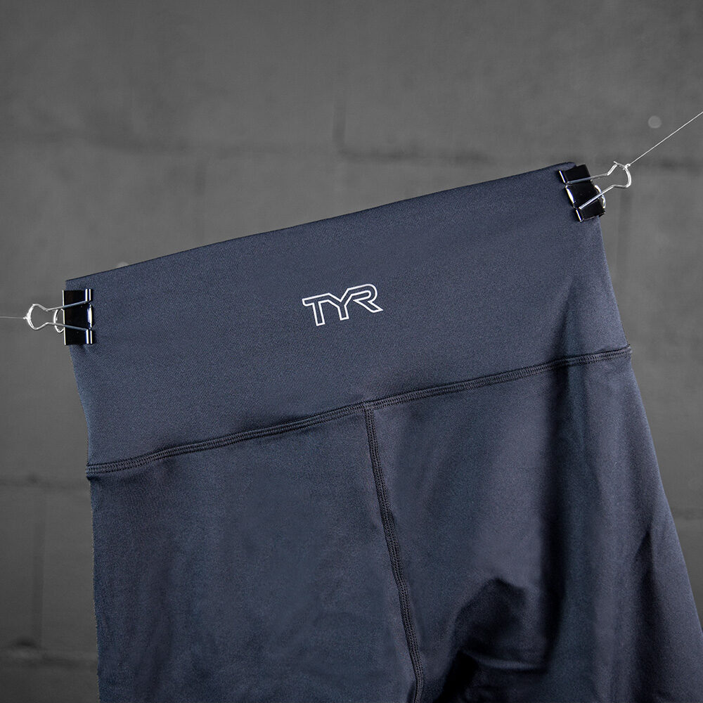 logo tyr rueckseite leggins