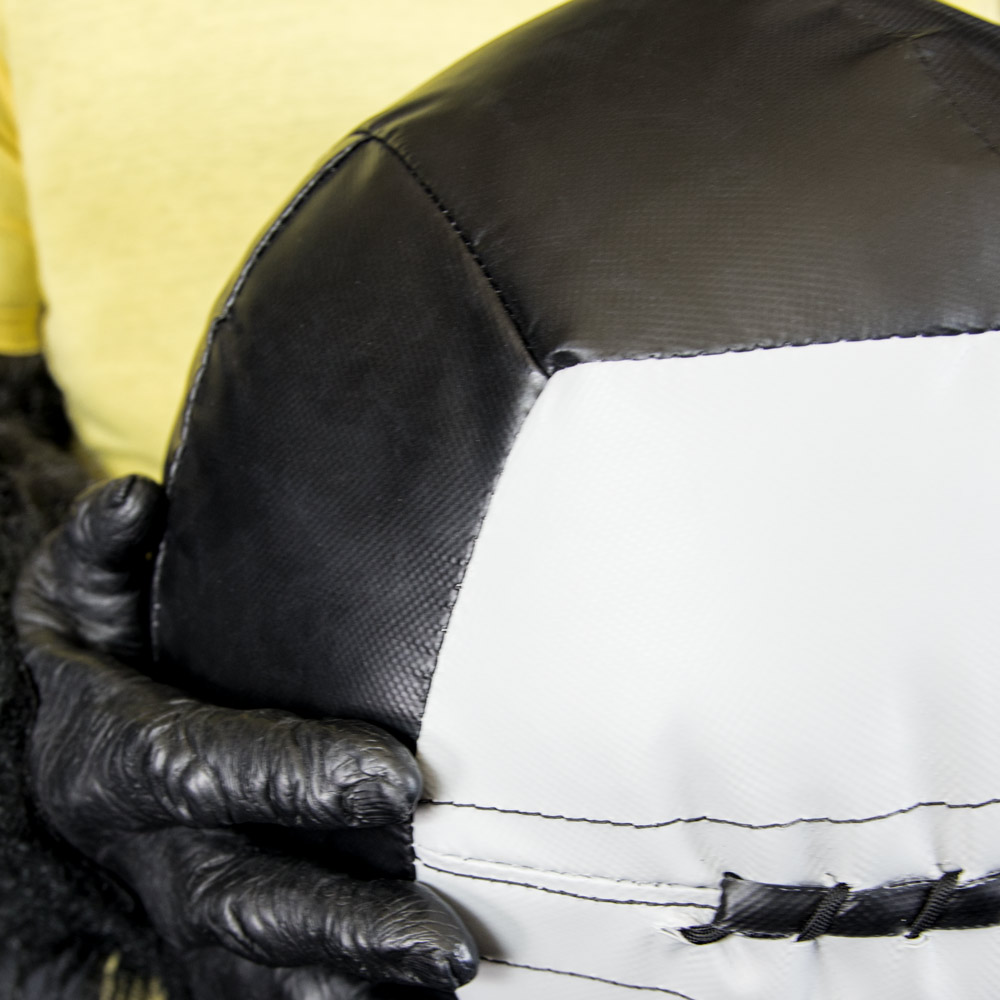 Hochwertiger Medizinball mit sehr guten Nähten